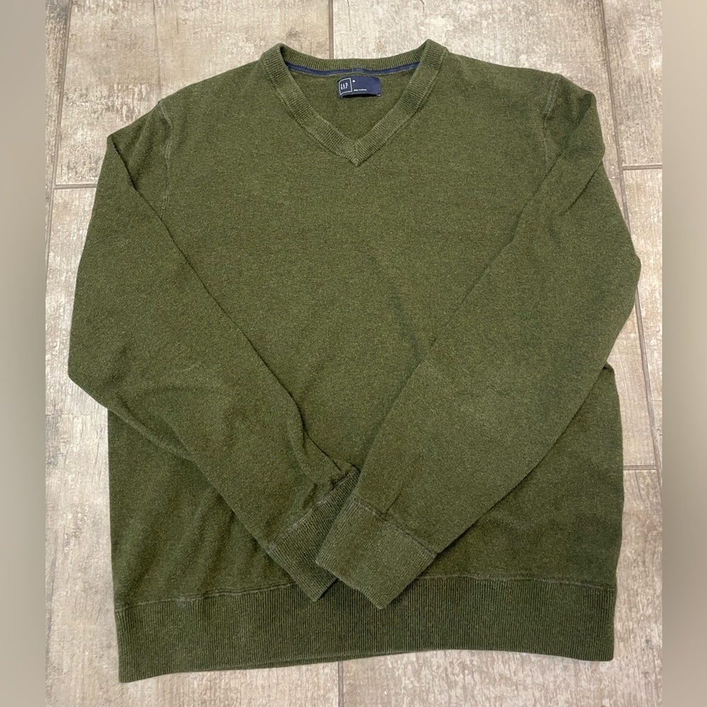 Gap Forest Green V-Neck Sweater
